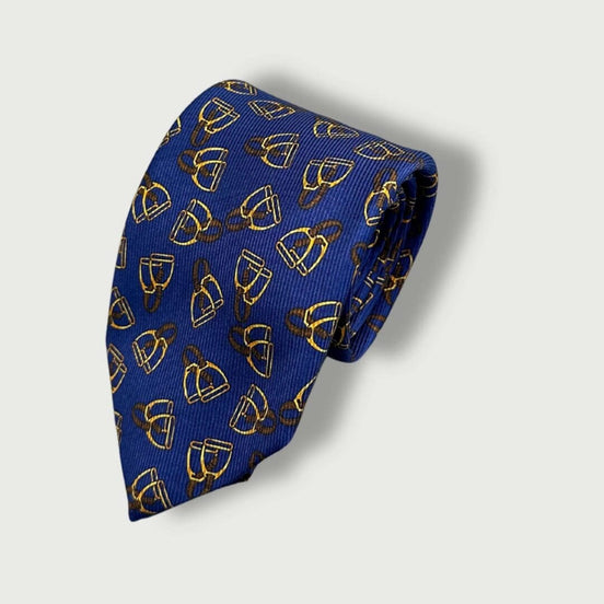 Corbata de seda azul marino con motivo de estribo dorado – Fabricada en Italia