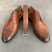 Cinturón artesanal de piel marrón nogal mediano