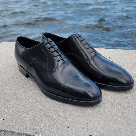 Classic Polished Black Oxford with Toe Cap by Bonafè